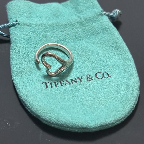 Tiffany & Co. Sterling Silver 925 Elsa Peretti Open Heart Ring size 7 W/Pouch - Picture 15 of 17